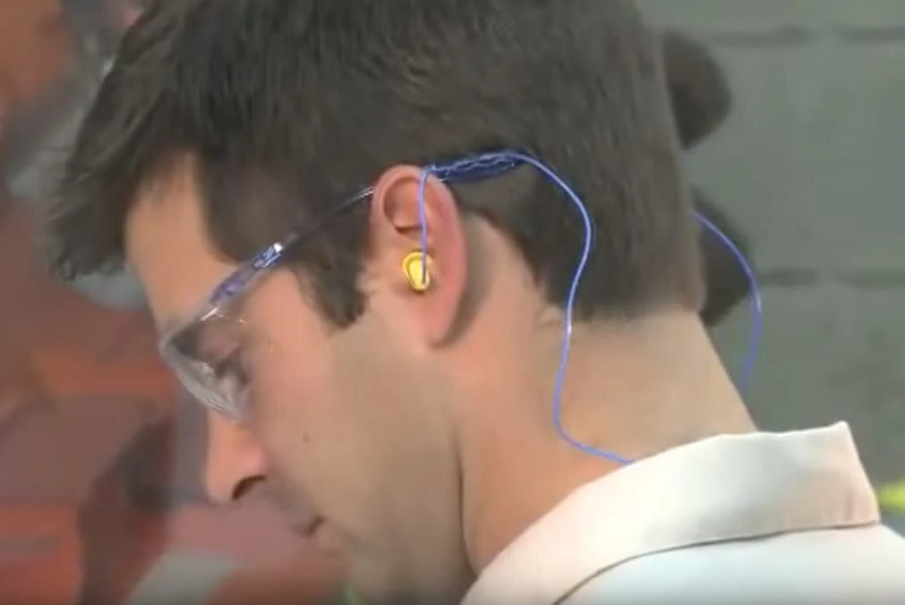 3M Virtua CCS Bifocal Safety Glasses Blue with Foam Gasket and Clear Anti-Fog Lens - Image 3