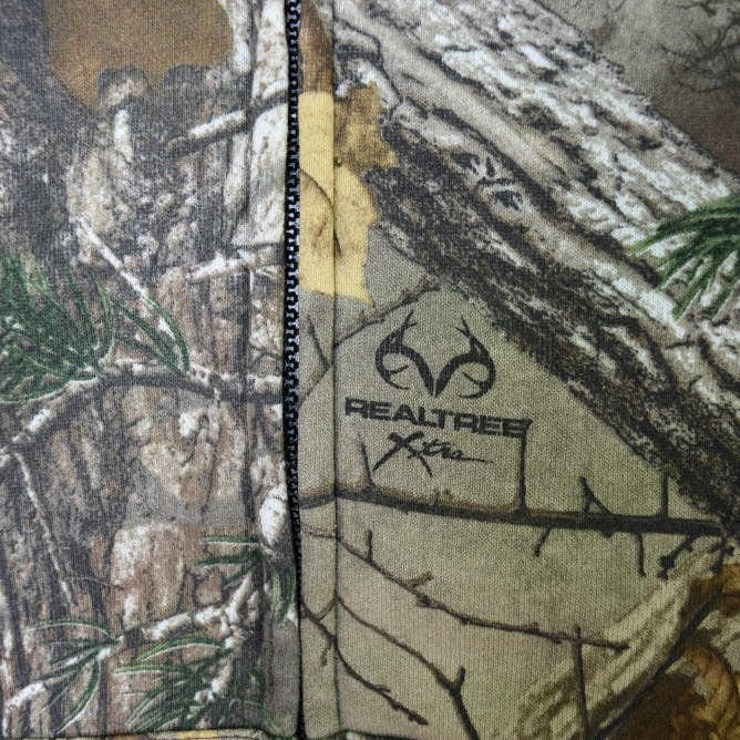 DEWALT Heated Realtree Xtra Camouflage Hoodie Sweatshirt With Battery & Charger - Image 8